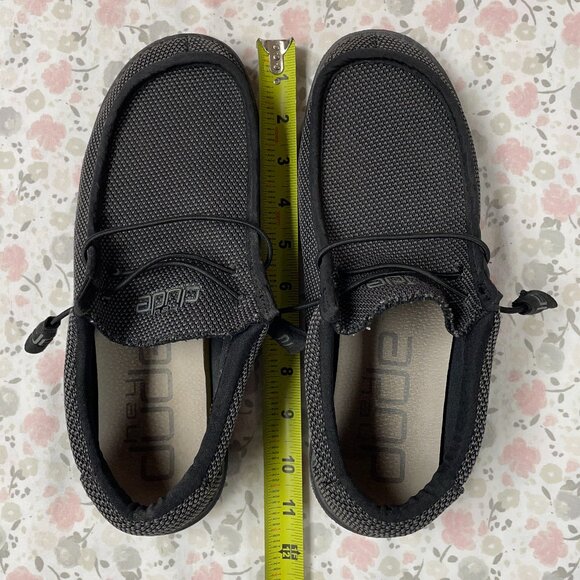 Hey Dude Slip On Shoes Men's Size 9 - Like New - Picture 11 of 11